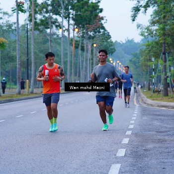 Runner Photo 8243956