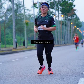 Runner Photo 8243964