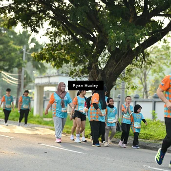 Runner Photo 8243976