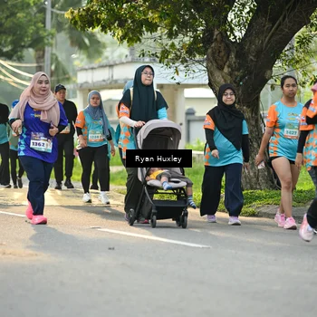 Runner Photo 8244000