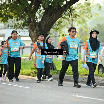 Runner Photo 8244028