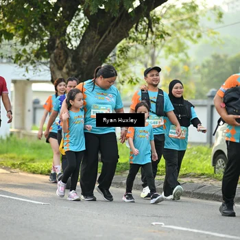Runner Photo 8244036
