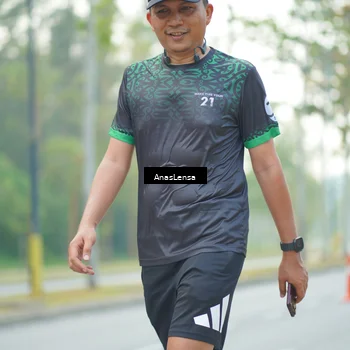 Runner Photo 8244046