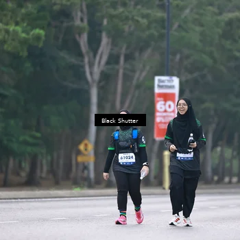 Runner Photo 8244053