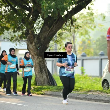Runner Photo 8244055