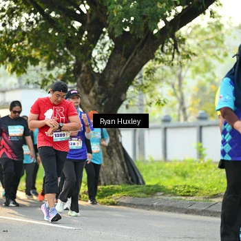 Runner Photo 8244072