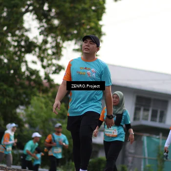 Runner Photo 8244103