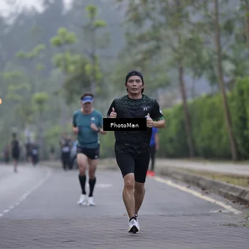 Runner Photo 8244114