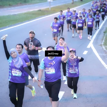 Runner Photo 8244132