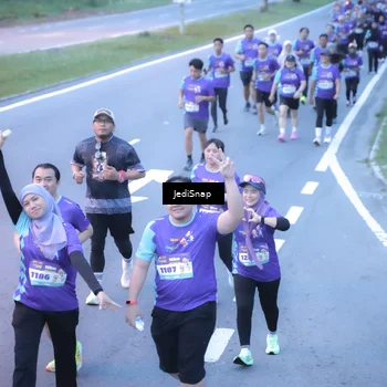 Runner Photo 8244144