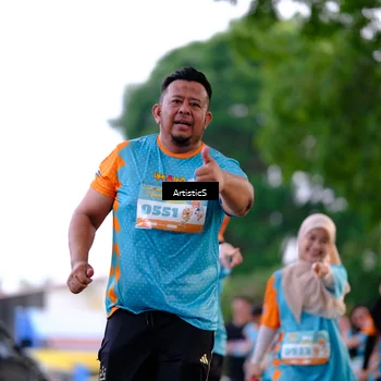 Runner Photo 8244150