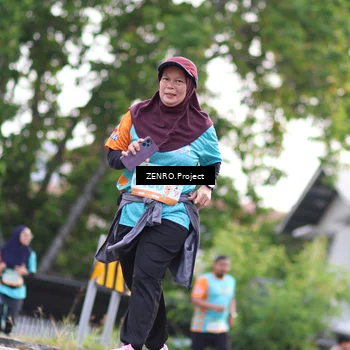 Runner Photo 8244152