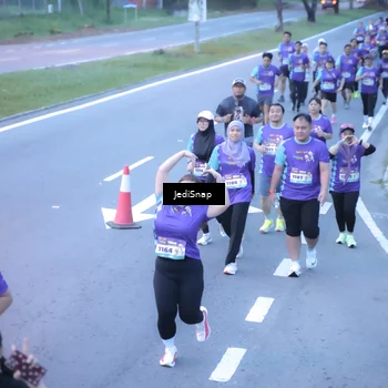 Runner Photo 8244193