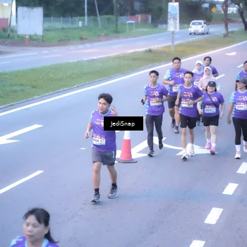 Runner Photo 8244225
