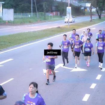 Runner Photo 8244229