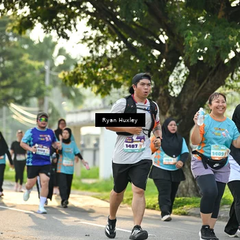 Runner Photo 8244233