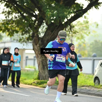 Runner Photo 8244236