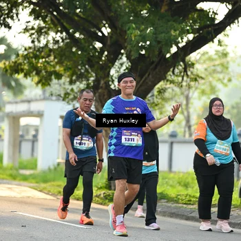 Runner Photo 8244248