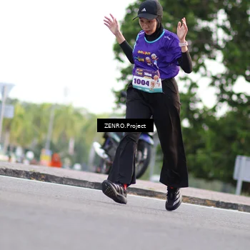 Runner Photo 8244249