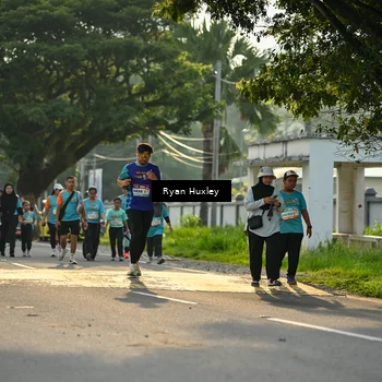 Runner Photo 8244254