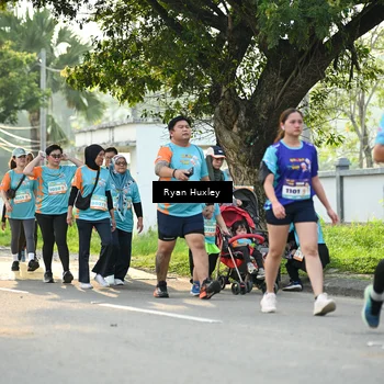 Runner Photo 8244334