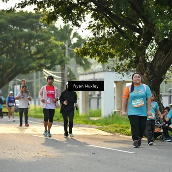 Runner Photo 8244343