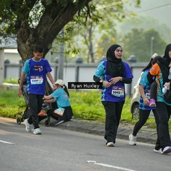 Runner Photo 8244380