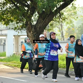 Runner Photo 8244410