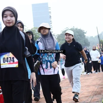 Runner Photo 8244453