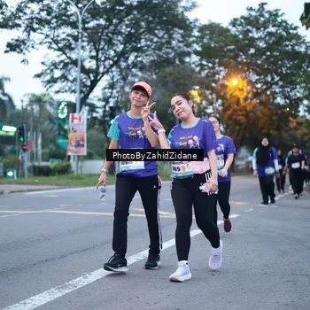 Runner Photo 8244483