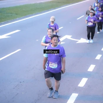 Runner Photo 8244492