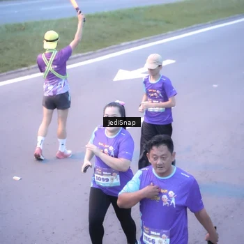 Runner Photo 8244493