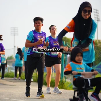 Runner Photo 8244501