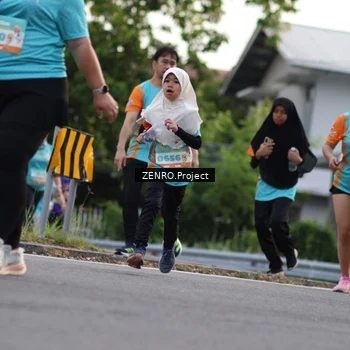 Runner Photo 8244527