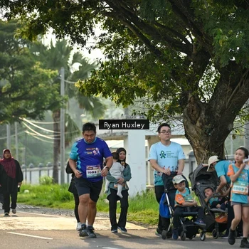 Runner Photo 8244552