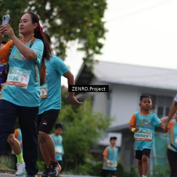 Runner Photo 8244554