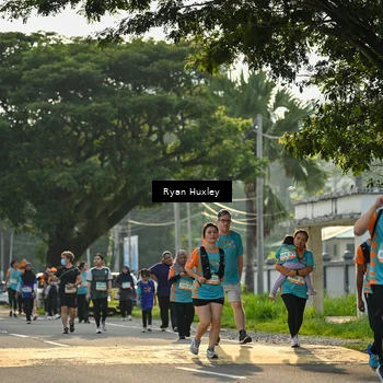 Runner Photo 8244580