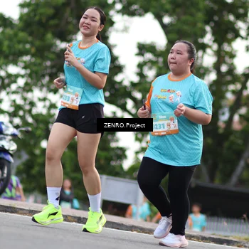Runner Photo 8244659