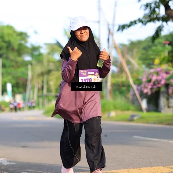 Runner Photo 8244689