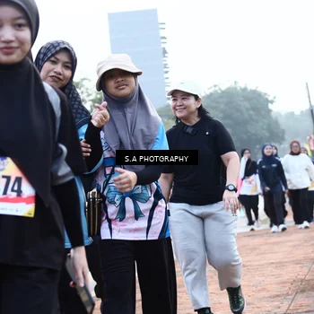 Runner Photo 8244730