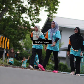 Runner Photo 8244743
