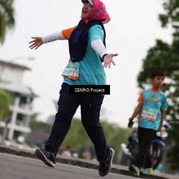 Runner Photo 8244744