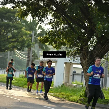 Runner Photo 8244752