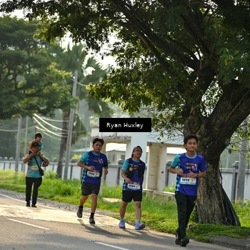Runner Photo 8244757