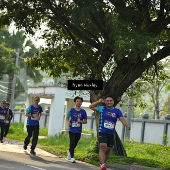 Runner Photo 8244773