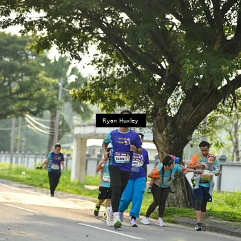 Runner Photo 8244834