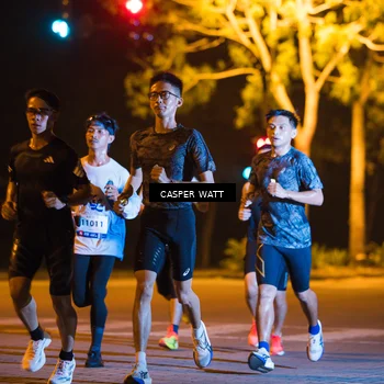 Runner Photo 8244902