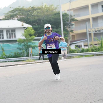 Runner Photo 8244950