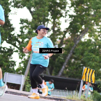 Runner Photo 8244952