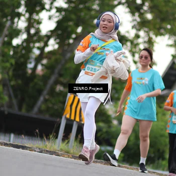 Runner Photo 8244976